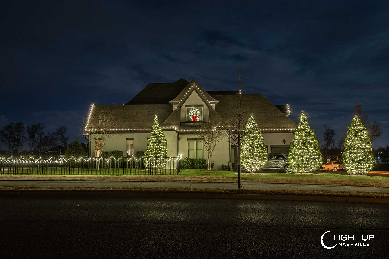 Christmas Lights in Fairview Plantation