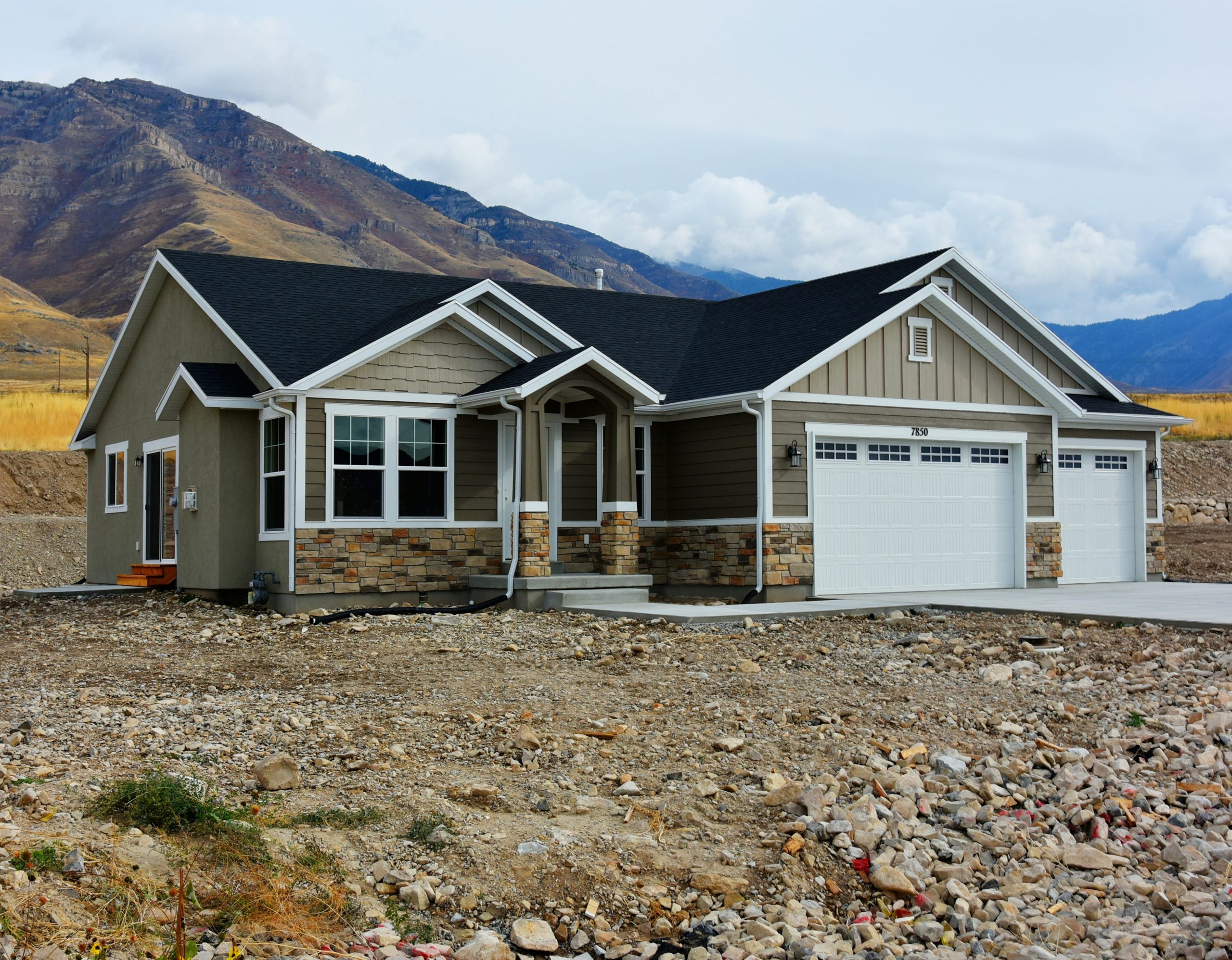Front Elevation Lightyear Homes Utah Custom Home Builder