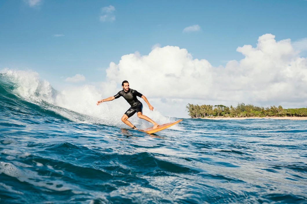 8 Differences between a Surfing and Swimming Wetsuits Like Success