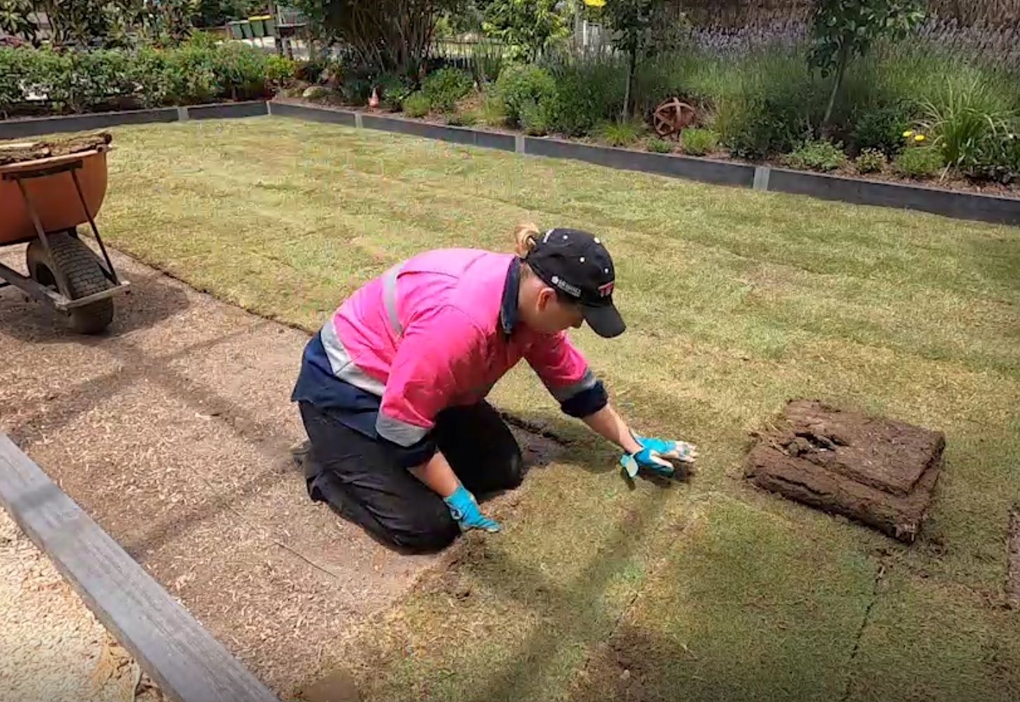 How To Lay Turf Friendly Expert Advice Lilydale Instant Lawn