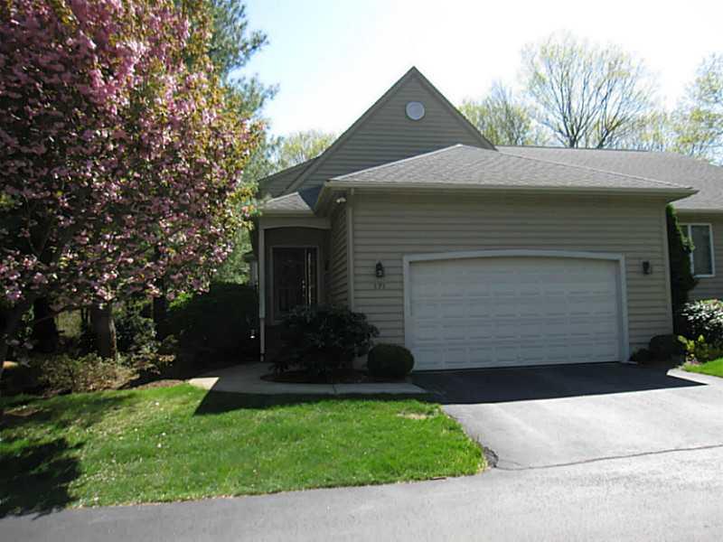 171 Pine Glen Drive 171, East Greenwich, RI 02818 MLS 1061496 Lila