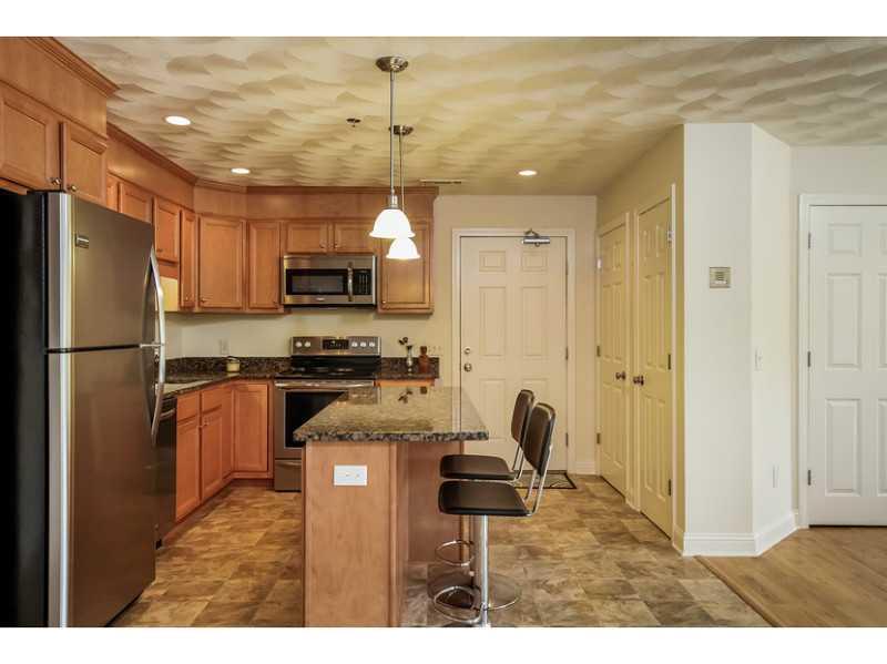 45 Sawmill Drive 208, North Kingstown, RI 02852 MLS 1072620 Lila Delman