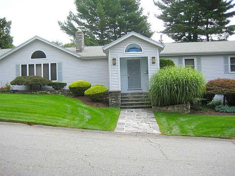 31 Oakcrest Drive, North Providence, RI 02904 MLS 1136377 Lila Delman