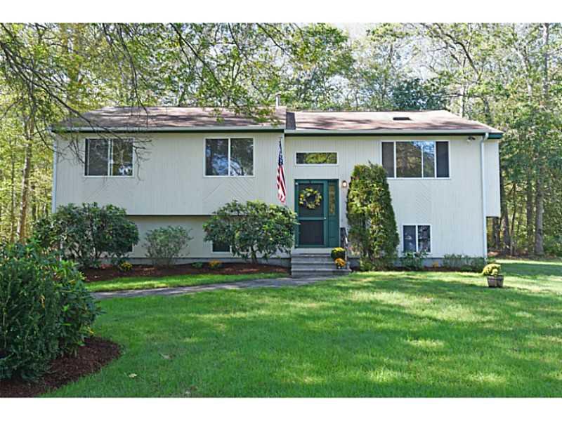 77 Huckleberry Road, North Kingstown, RI 02852 MLS 1136954 Lila Delman