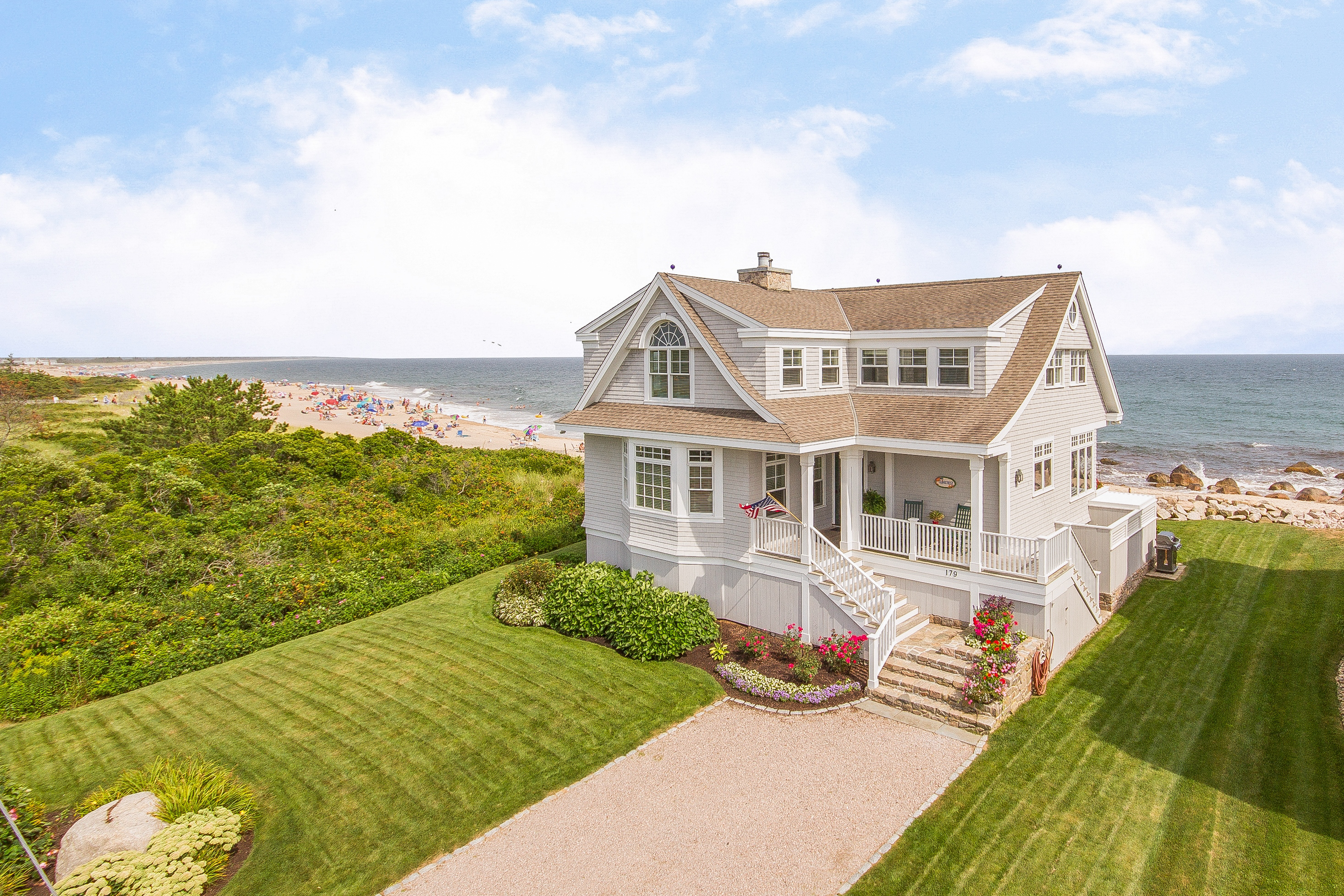 QUONNIE BEACH HOUSE SELLS IN 18 DAYS Lila Delman