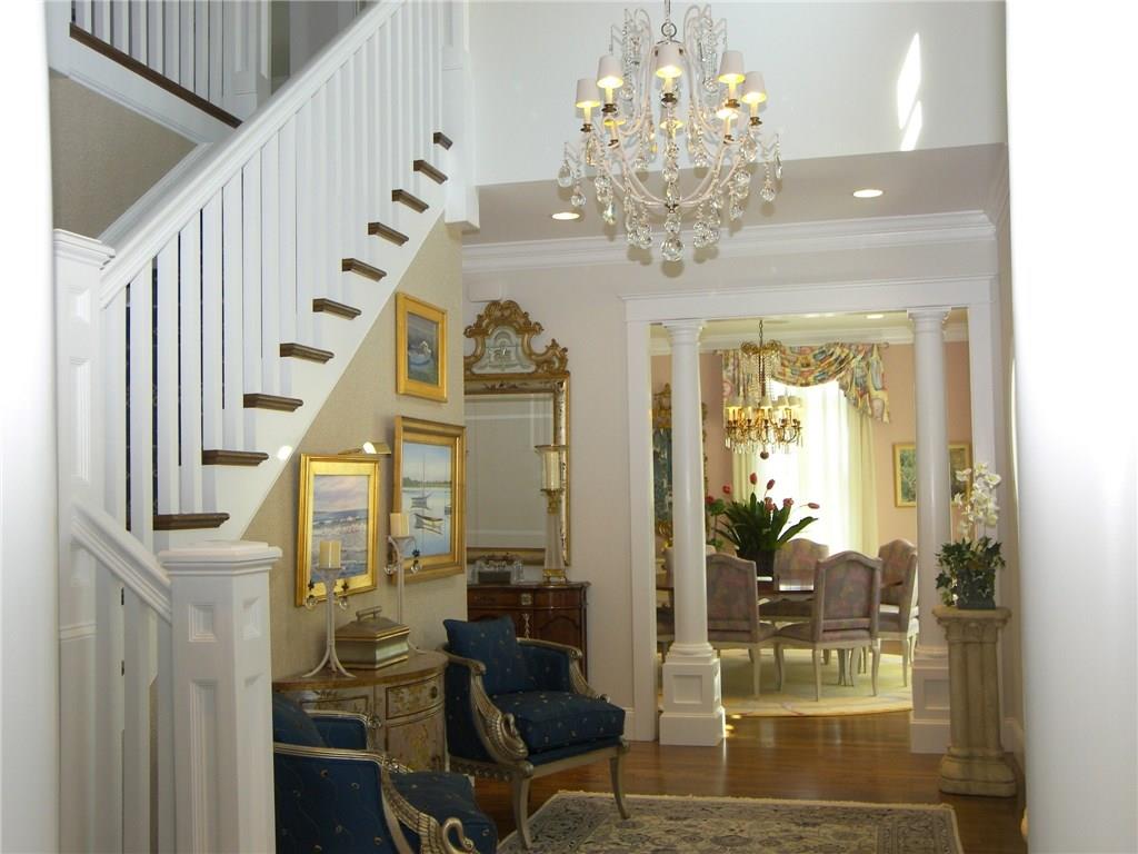 17 Beacon Hill Road, Newport, RI 02840 MLS 1165814 Lila Delman