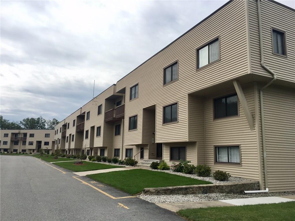 196 Old River RD, Unit8C Lincoln, Rhode Island 02865 Lila Delman