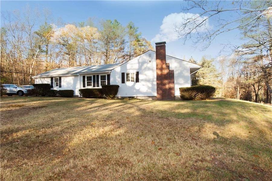 281 Log Road, Smithfield, RI 02917 MLS 1179218 Lila Delman