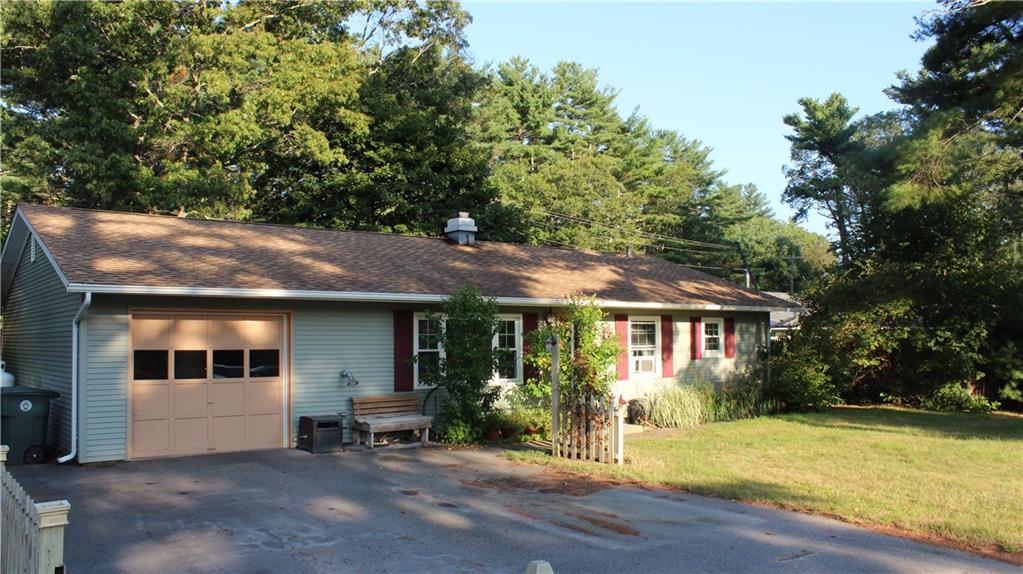 3 Paige Drive, Coventry, RI 02816 MLS 1200517 Lila Delman