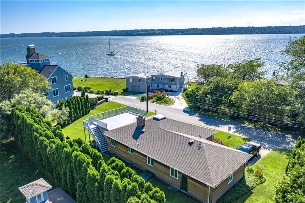 121 Driftwood Drive, Tiverton, RI 02878 MLS 1230487 Lila Delman