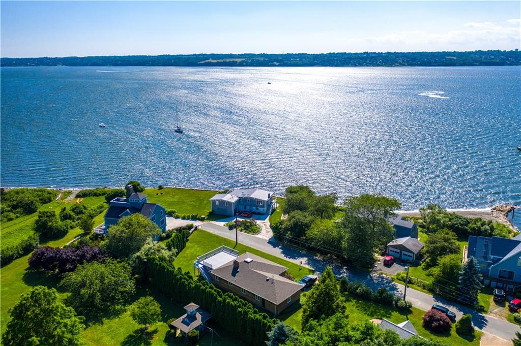 121 Driftwood Drive, Tiverton, RI 02878 MLS 1230487 Lila Delman