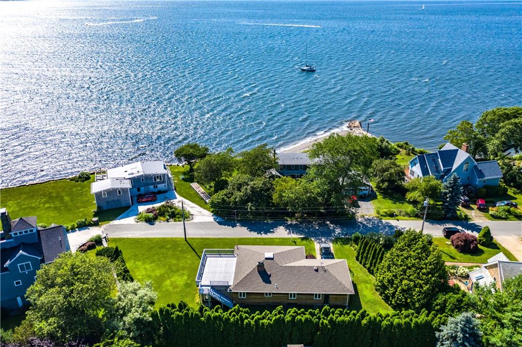 121 Driftwood Drive, Tiverton, RI 02878 MLS 1230487 Lila Delman
