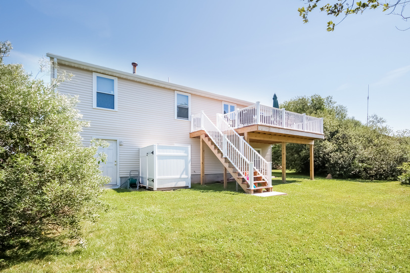 20 Newport Lane Narragansett RI 02882 Lila Delman