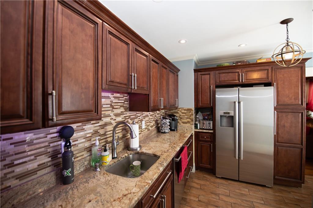 17 Massie Avenue, Providence, RI 02907 MLS 1250180 Lila Delman