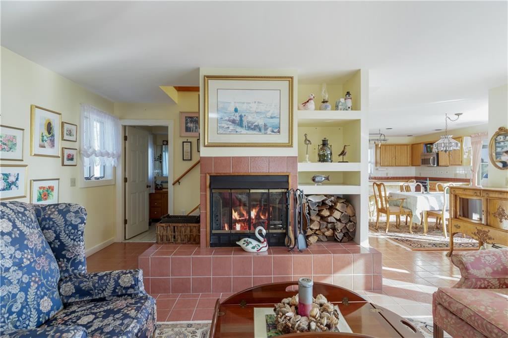 4 Crandall Avenue, Westerly, RI 02891 MLS 1272343 Lila Delman