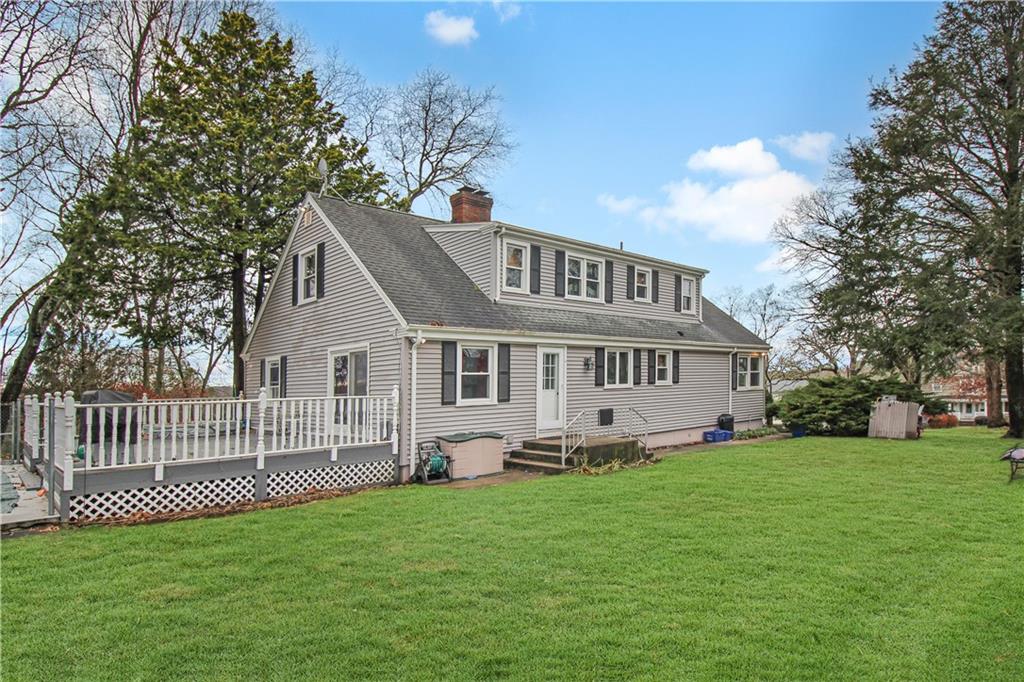 45 Oak Street, Westerly, RI 02891 MLS 1272546 Lila Delman