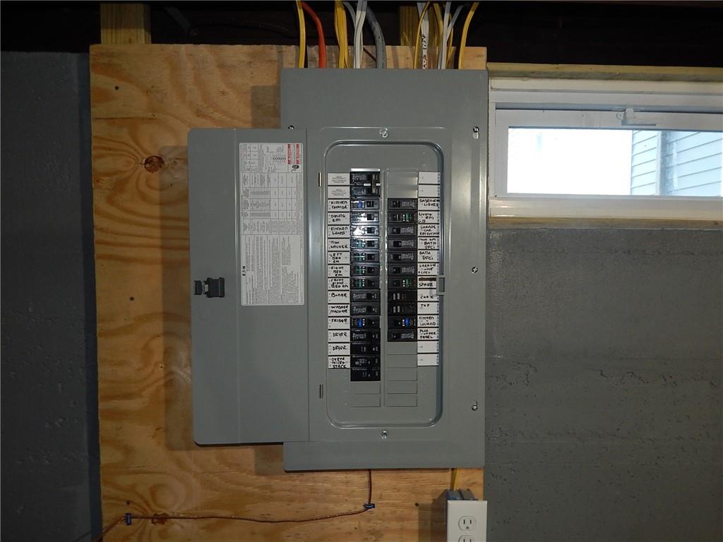 28 Belcourt Avenue, North Providence, RI 02911 MLS 1274385 Lila Delman