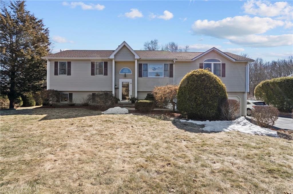 6 Hunters Crossing Drive, Coventry, RI 02816 MLS 1277194 Lila Delman