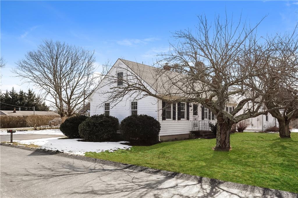 1581 West Main Road, Middletown, RI 02842 MLS 1277371 Lila Delman