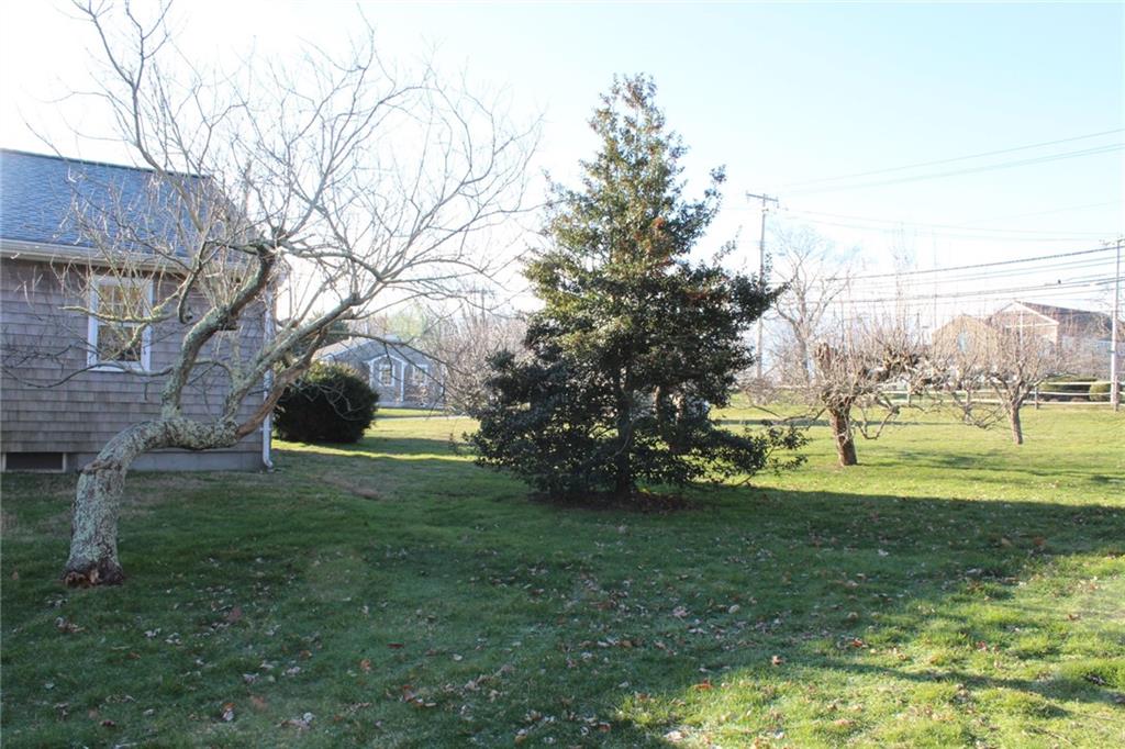 16 Pleasant View Avenue, Portsmouth, RI 02871 MLS 1278059 Lila Delman