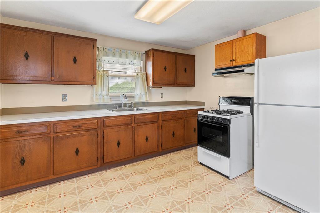 96 Gooding Street, Pawtucket, RI 02860 MLS 1283763 Lila Delman