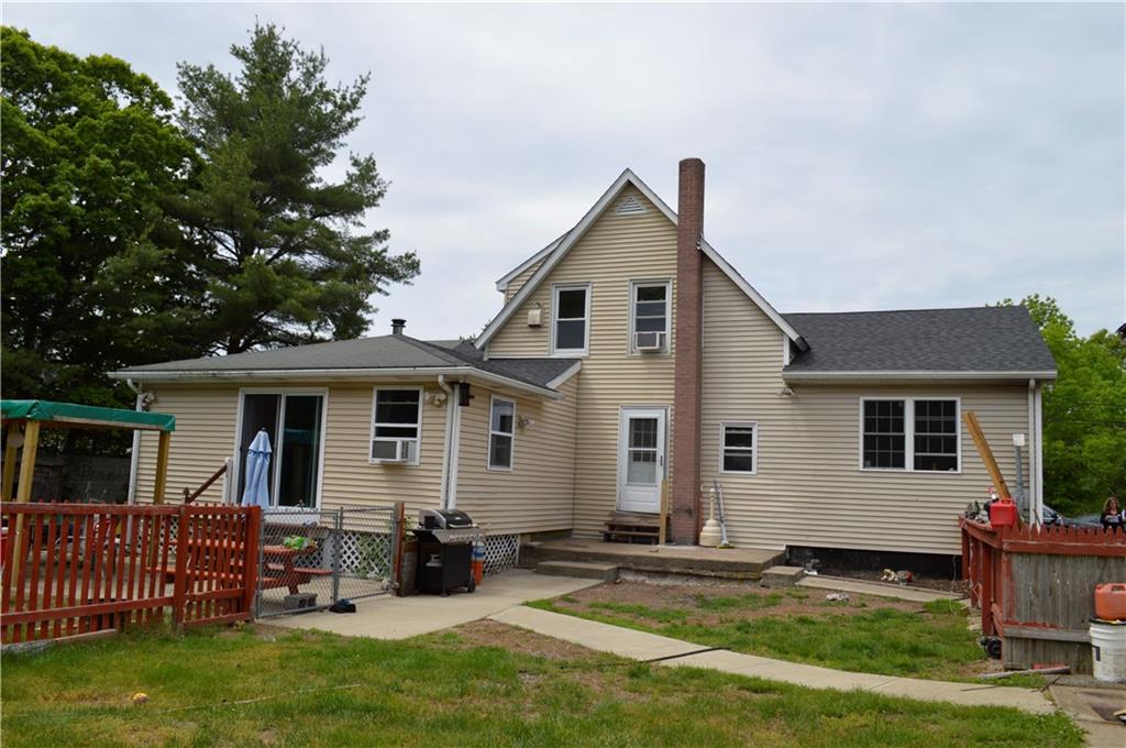 205 Oak Hill Avenue, Seekonk, MA 02771 MLS 1284032 Lila Delman