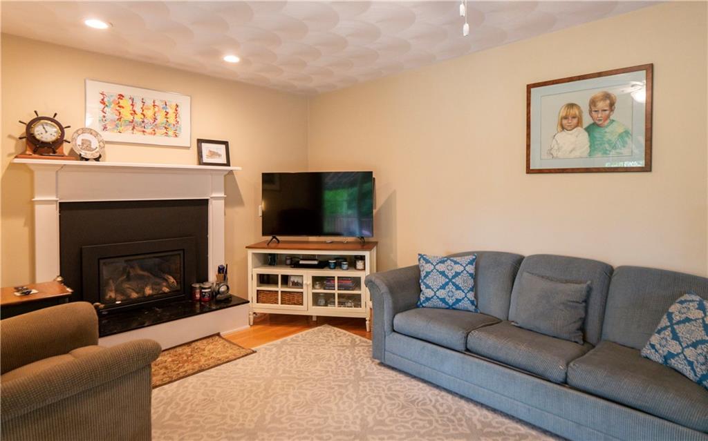 241 Compton View Drive, Middletown, RI 02842 MLS 1286456 Lila Delman