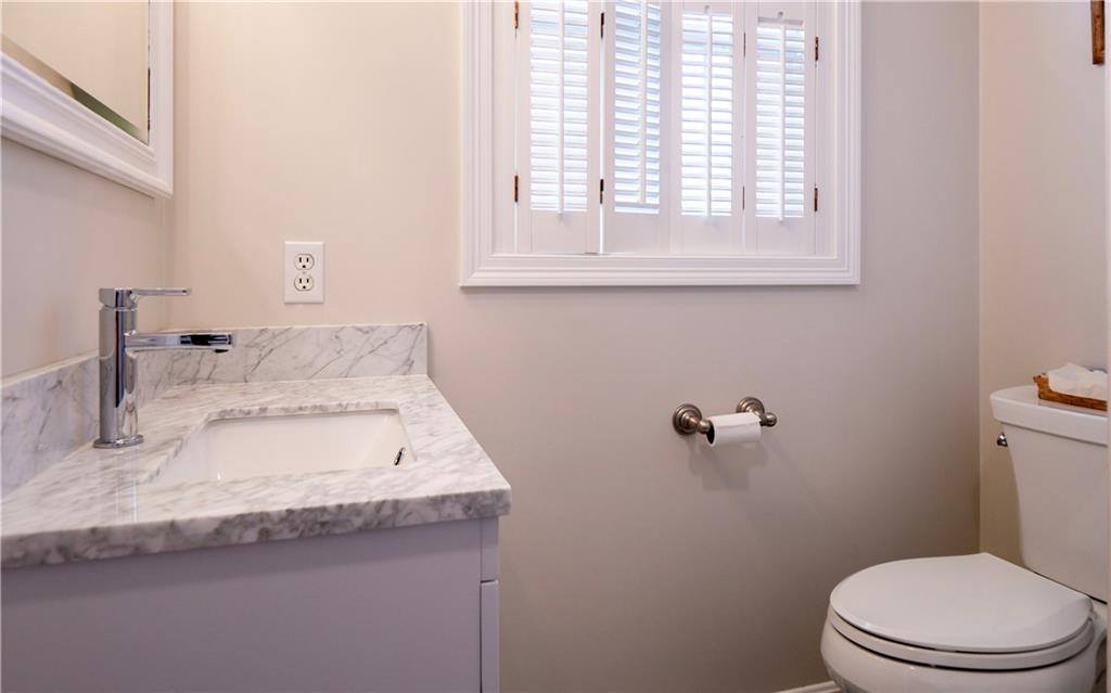 241 Compton View Drive, Middletown, RI 02842 MLS 1286456 Lila Delman