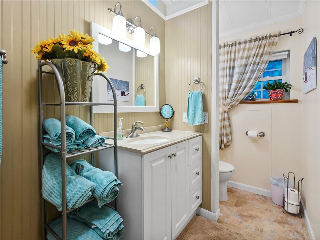 gardiner röda 464 - 115 Gardiner Rd, Richmond - Lila Delman