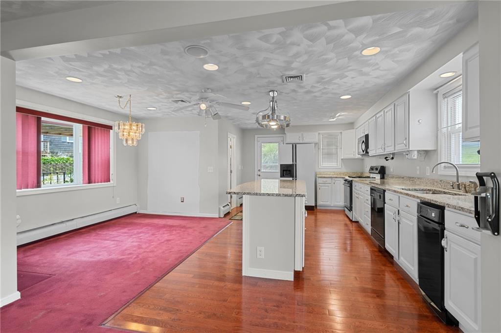 600 Cole Farm, A49 Road, Warwick, RI 02889 MLS 1288701 Lila Delman