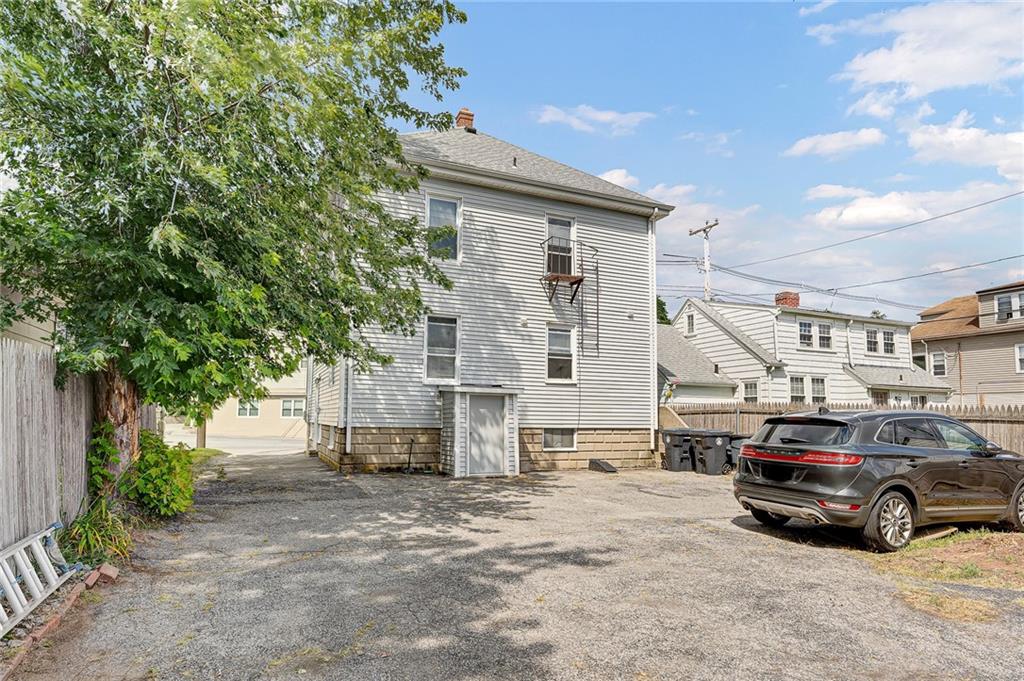 1876 Smith Street, North Providence, RI 02911 MLS 1289823 Lila Delman