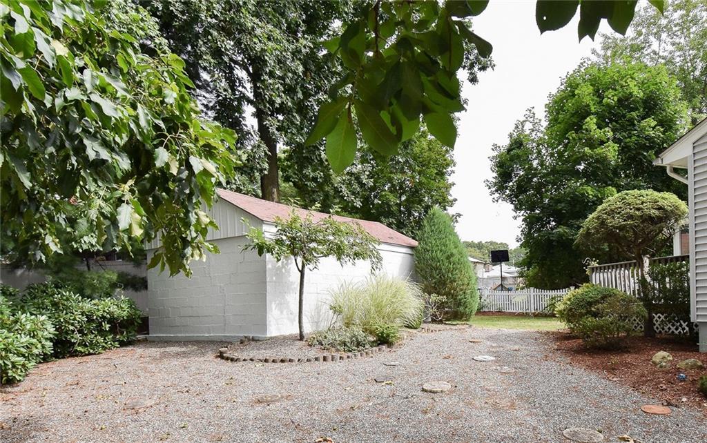 119 Mayfield Avenue, Cranston, RI 02920 MLS 1290171 Lila Delman