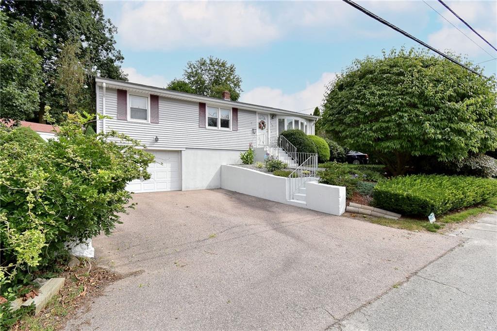 119 Mayfield Avenue, Cranston, RI 02920 MLS 1290171 Lila Delman