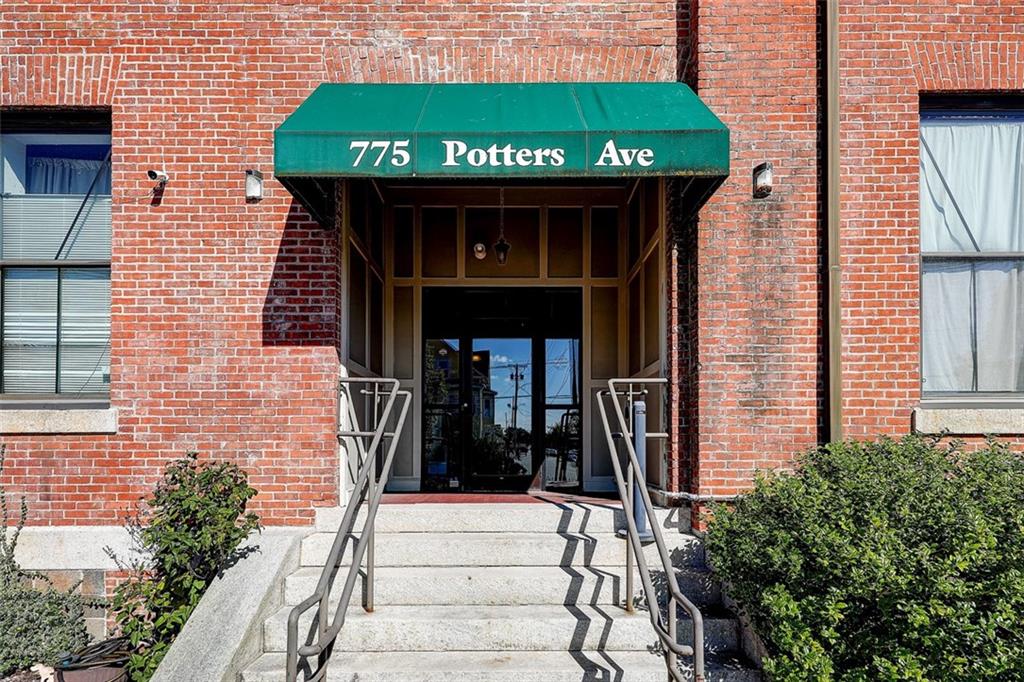 775 Potters Avenue, Unit11, Providence, RI 02907 MLS 1295823 Lila