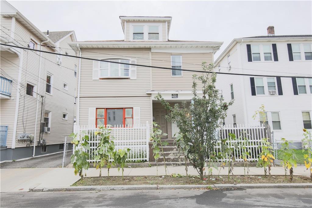 7 Linwood Avenue, Providence, RI 02909 MLS 1295940 Lila Delman
