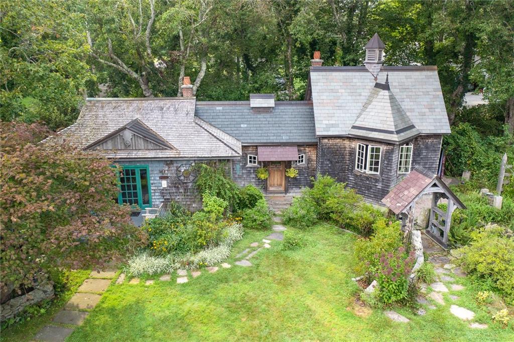 41 Gibson Avenue, Narragansett, RI 02882 MLS 1297357 Lila Delman