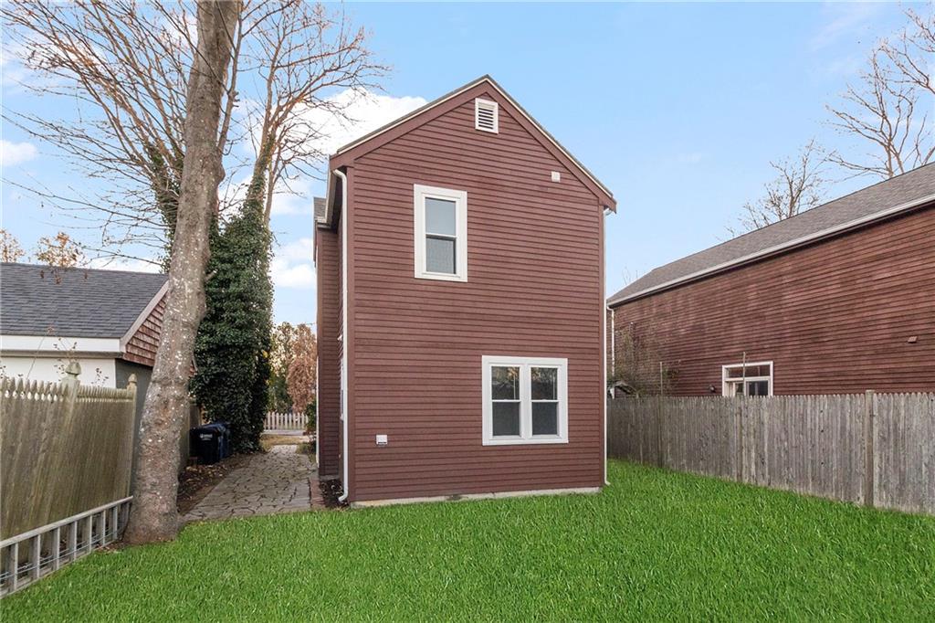 46 Thurston Avenue, Newport, RI 02840 MLS 1300073 Lila Delman