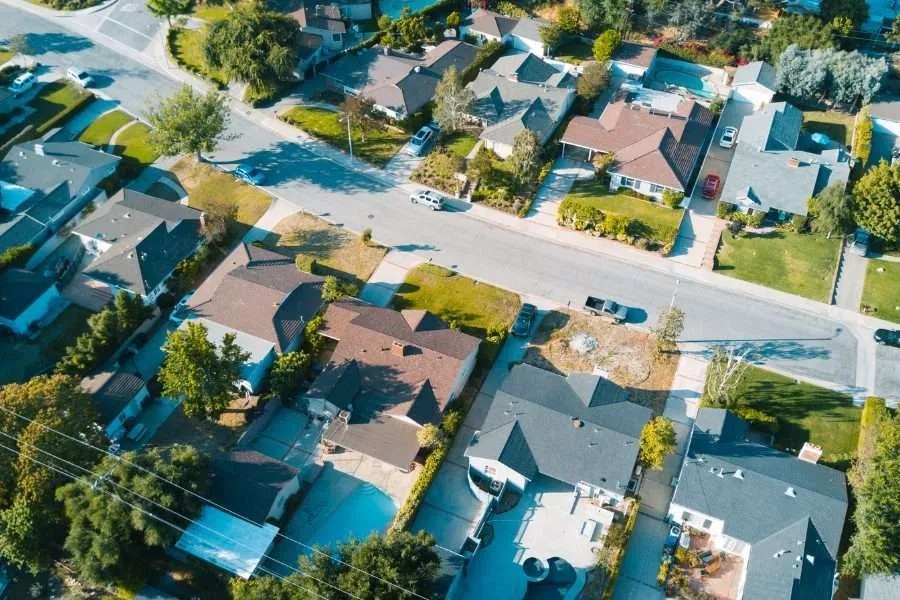 Quick Tips for Meeting Your New Neighbors After You Move