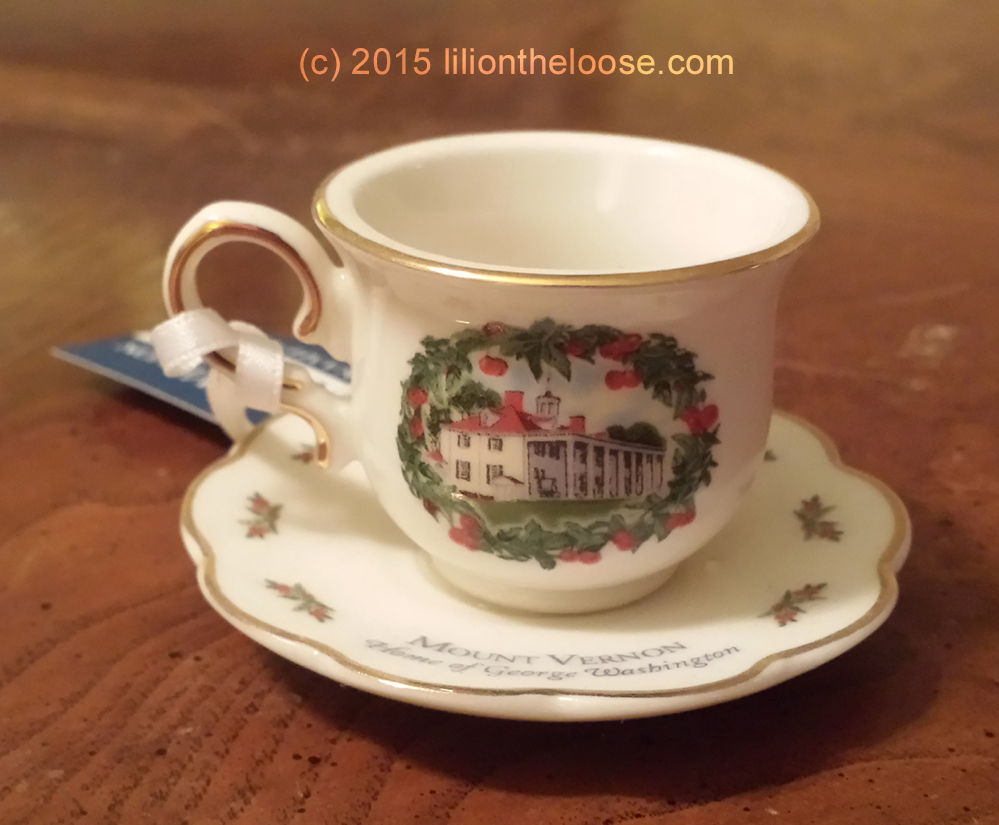 Souvenir Saturday Mini Tea Cup Lili on the Loose