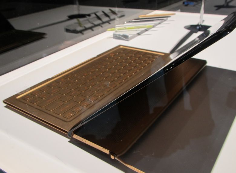 Sony introduces Vaio tablet concept with slideout keyboard Liliputing