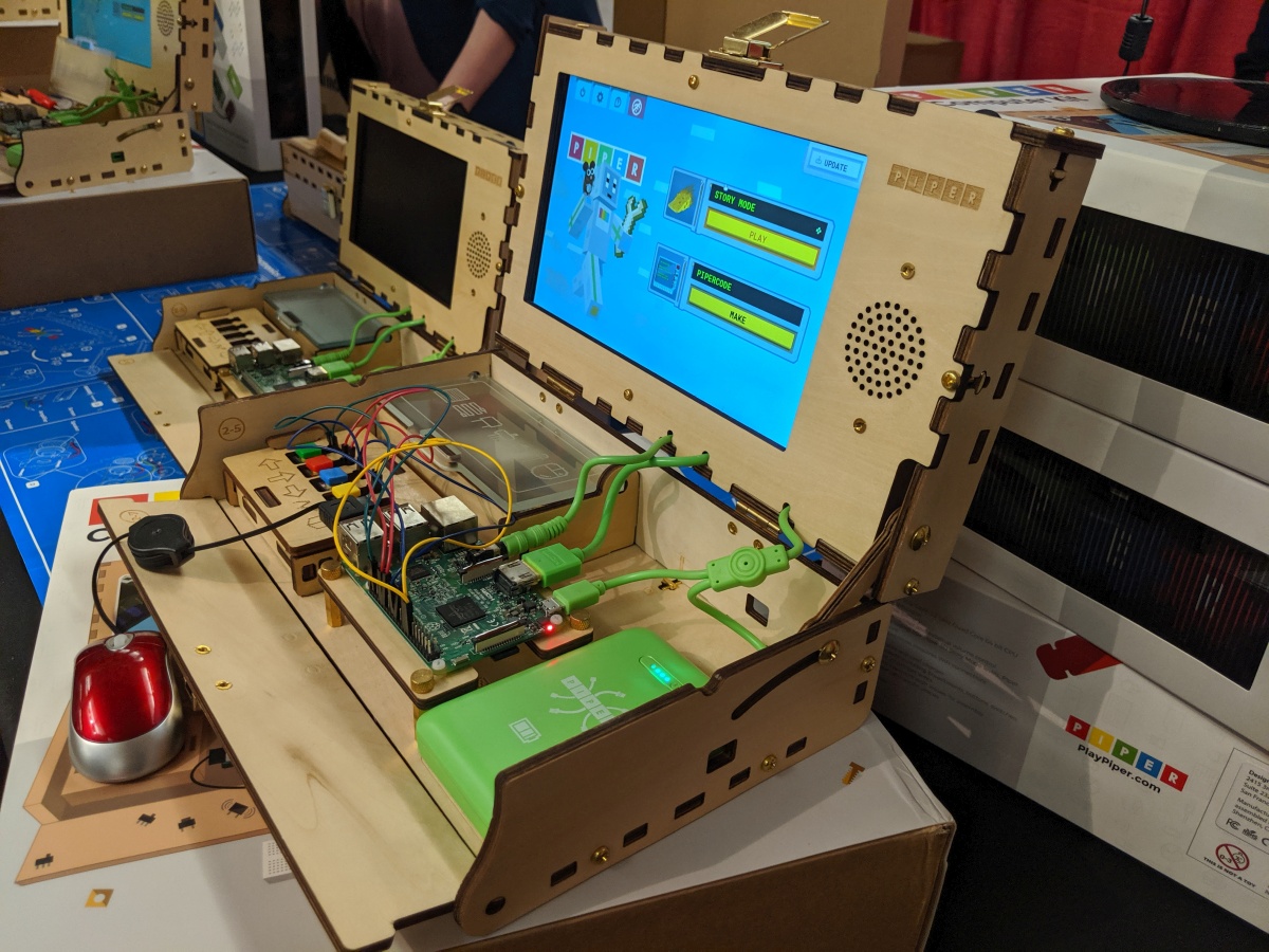 Piper Computer Kit 2 is kidfriendly computer (some assembly required) Liliputing