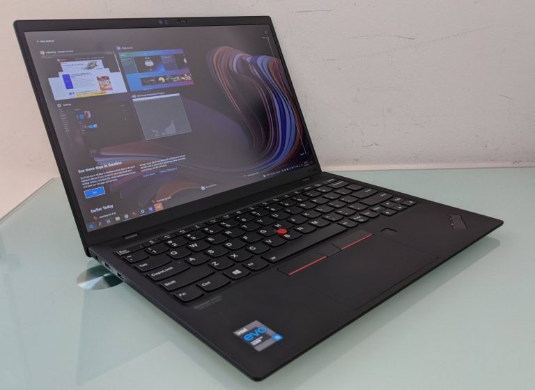 Lenovo Thinkpad X1 Nano review (2 pound notebook that