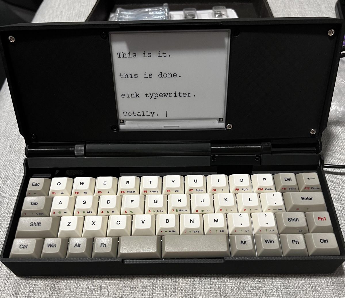 ZeroWriter Open source, DIY E Ink typewriter that costs about 200 (or