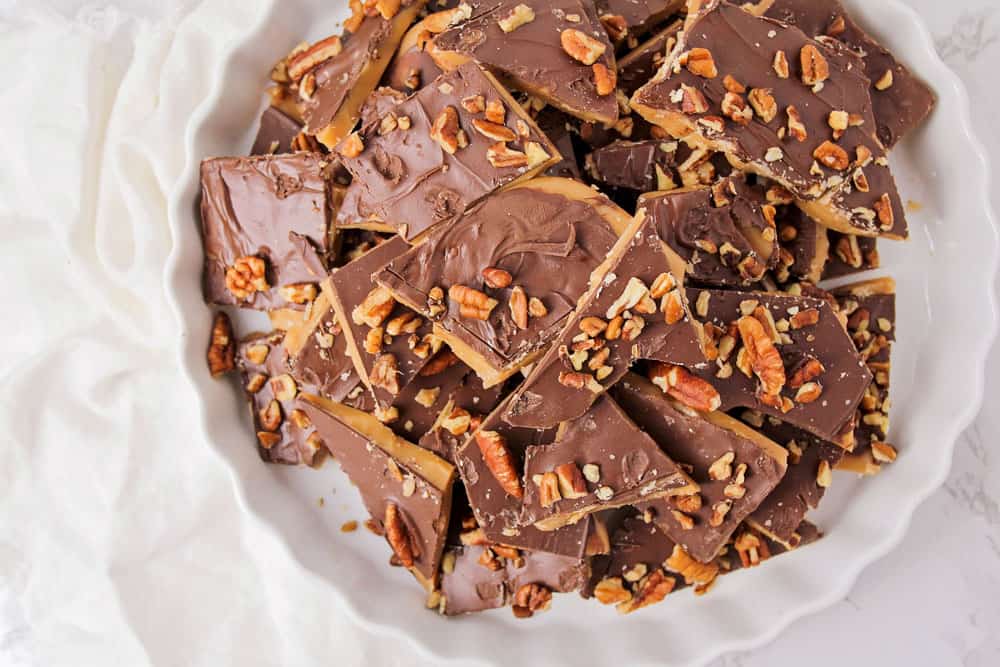 Easy Toffee Recipe (+VIDEO) Lil' Luna