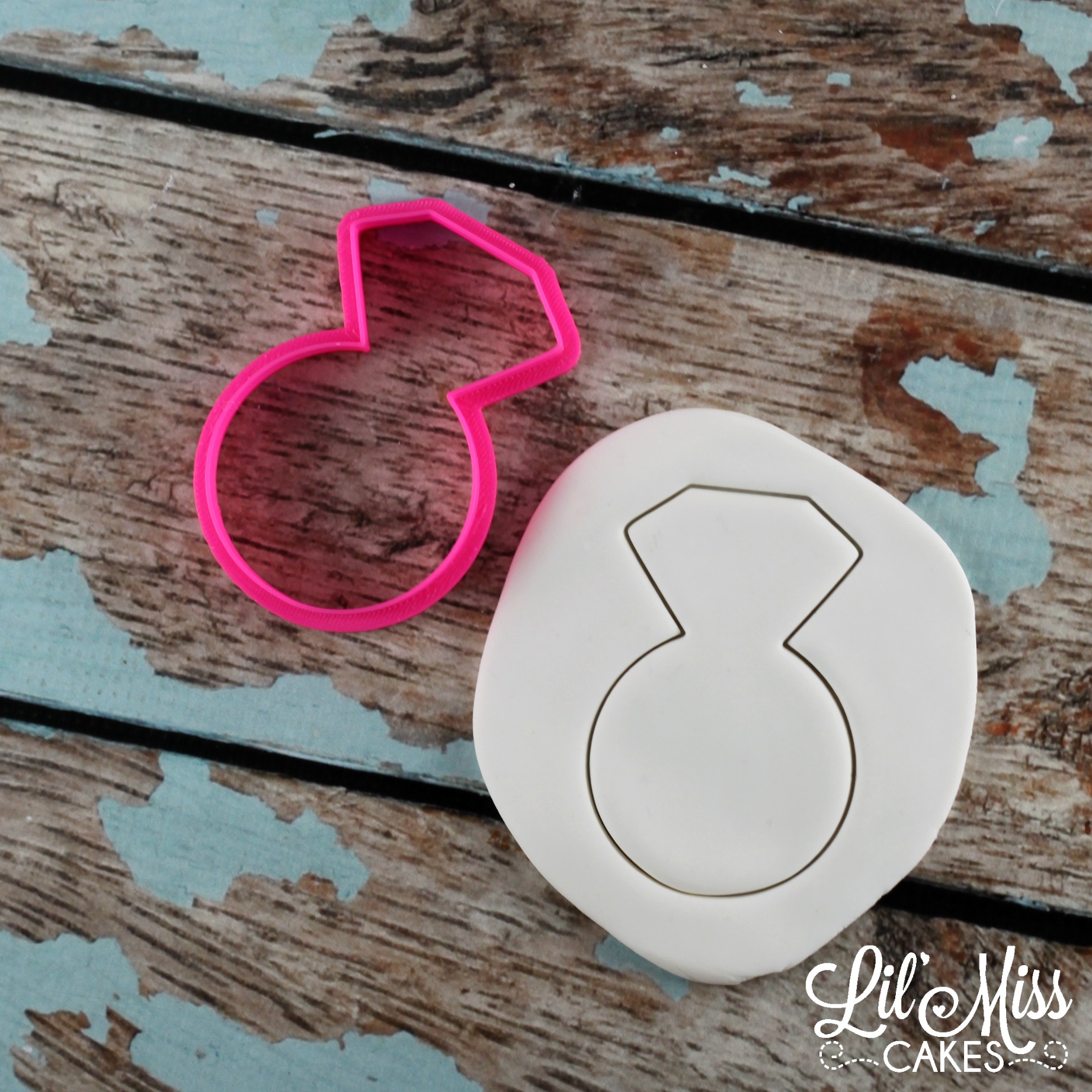 Diamond Ring Cutter Lil' Miss Cakes