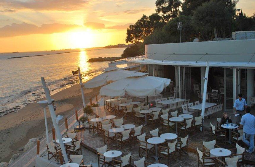 Puesta Oyster Bar & Grill Best restaurant in Limassol City