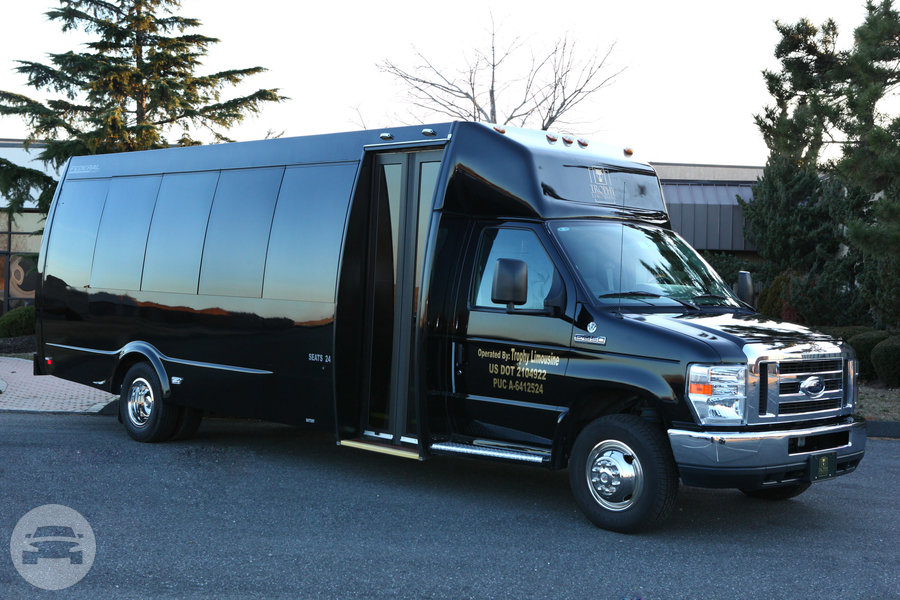 Executive Shuttle Trophy Limousine Service & Transportation online