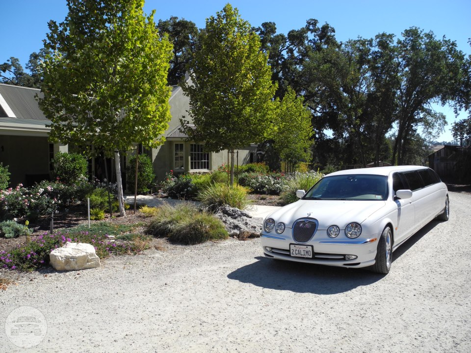 White Luxury Limousine Cal Limo online reservation