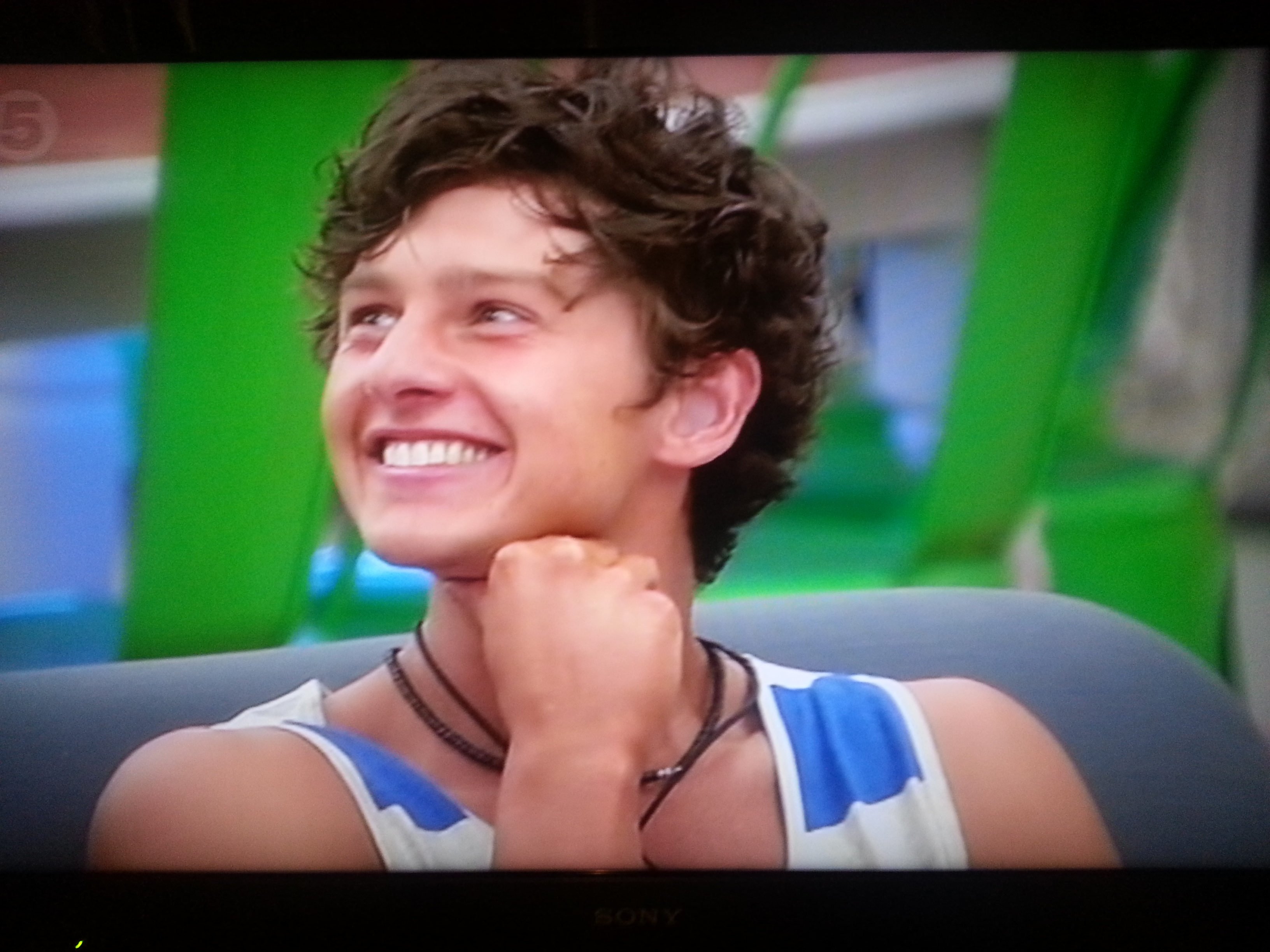 is welcome to come and stay in sunny llanelli when the show