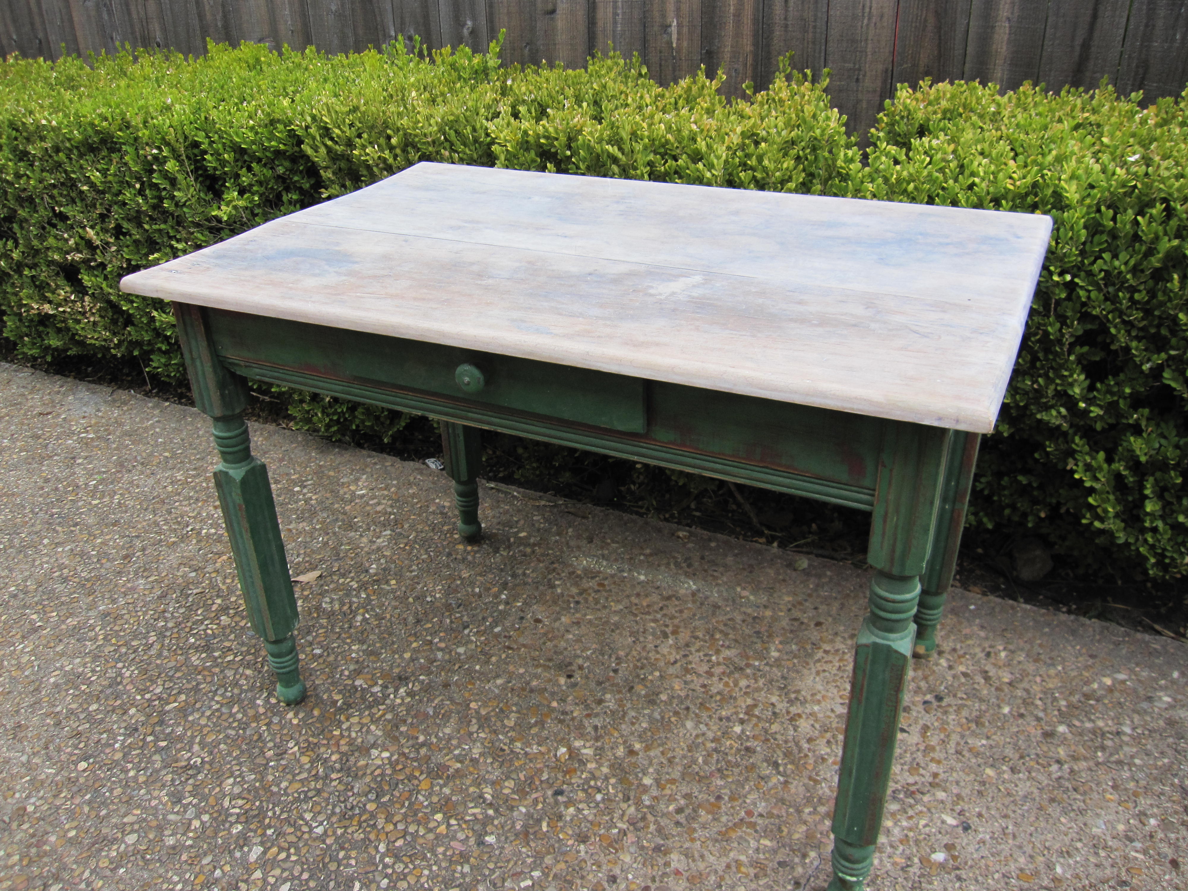 Distressed Garden Table/Desk Lindauer Designs